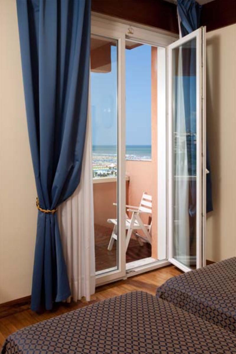Hotel Bellevue Rimini Exterior foto